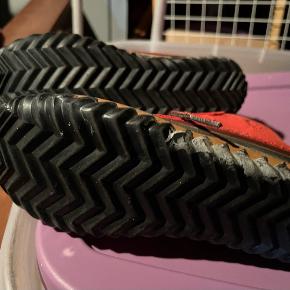 Sorel boots - Picture 2 of 3